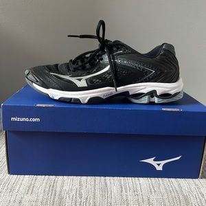Mizuno Wave Lightning Z5 volleyball shoes